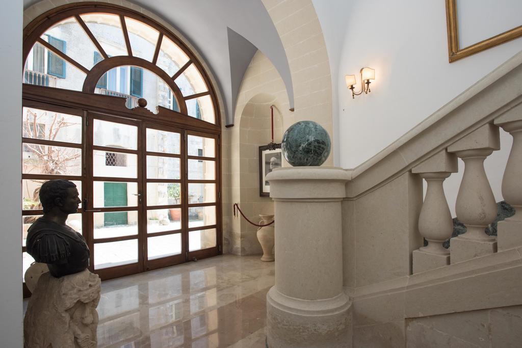 Bed and Breakfast Palazzo Scarciglia - Dimora D'Epoca Минервино-ди-Лечче Экстерьер фото